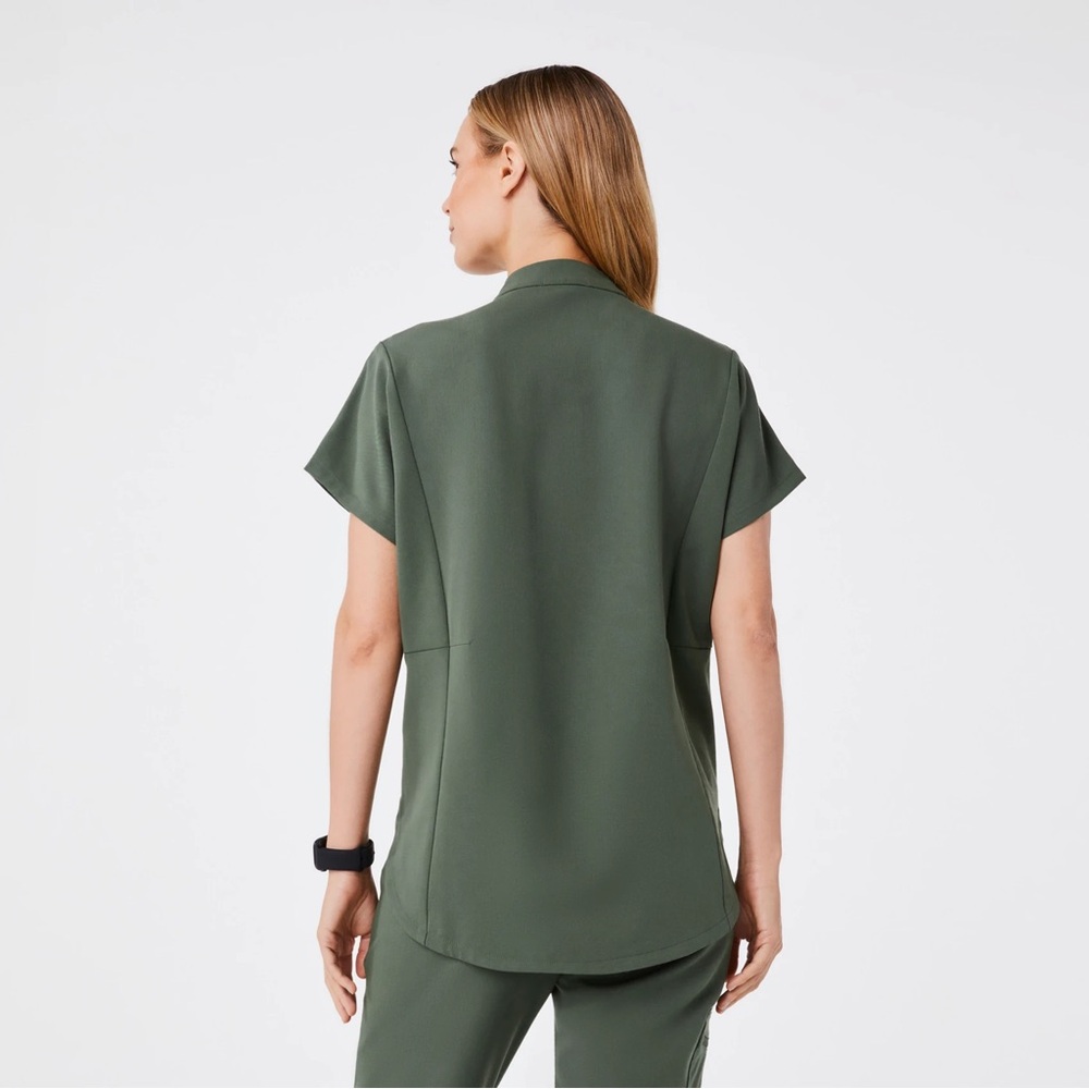 Figs Montex Relaxed Mock Neck Scrub Top in Moss, size small - Picture 2 of 9